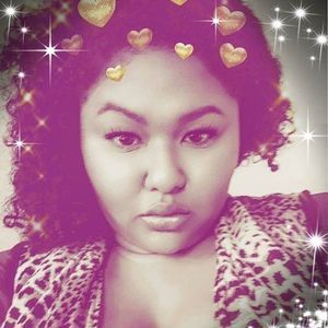 Meet your Posher, Angelica